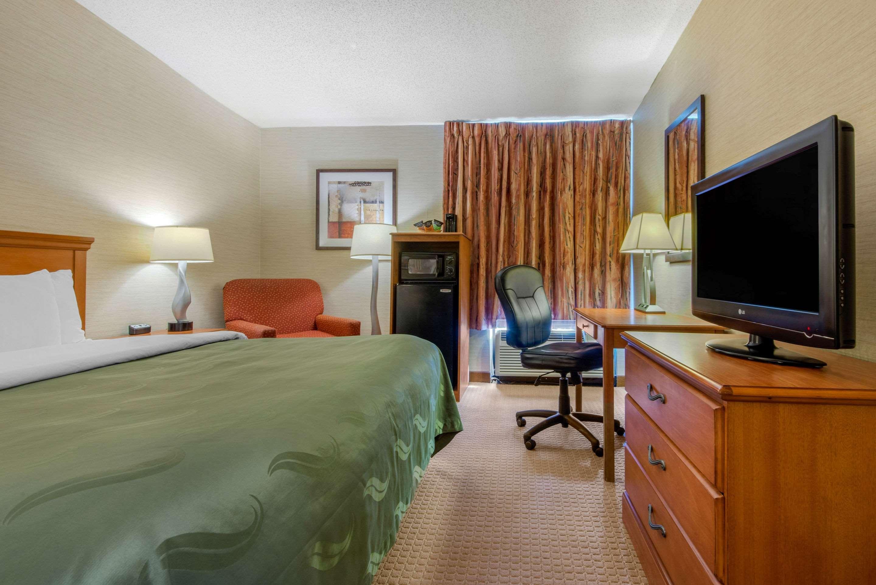 Quality Inn & Suites Mansfield Ngoại thất bức ảnh