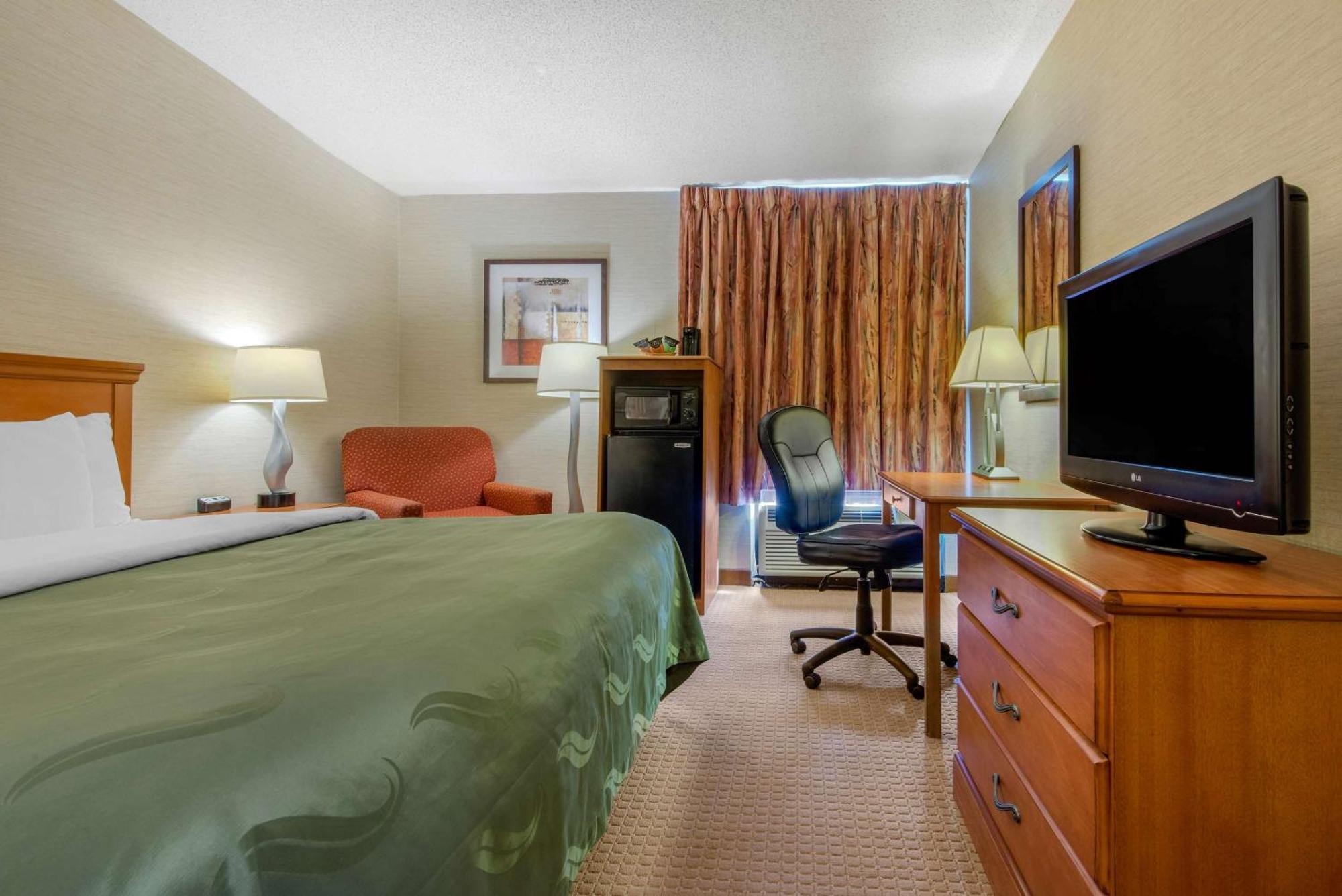 Quality Inn & Suites Mansfield Ngoại thất bức ảnh