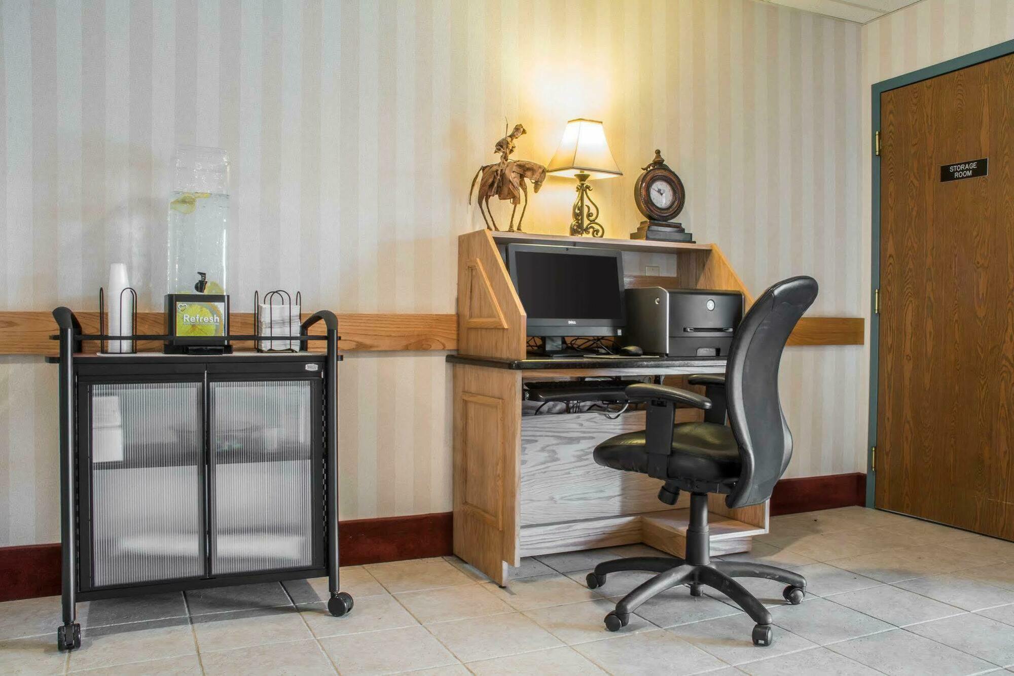 Quality Inn & Suites Mansfield Ngoại thất bức ảnh